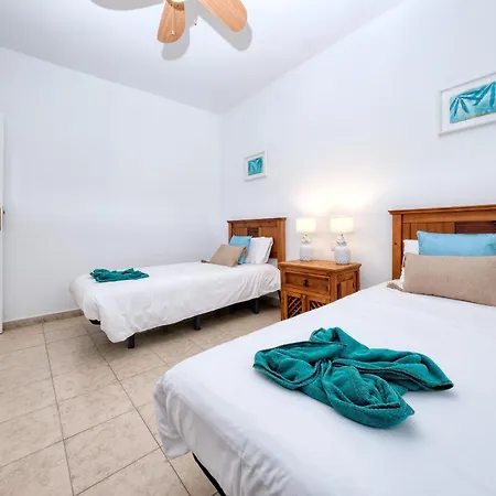 بيت للعطل Blue Waves House - Heated Pool *