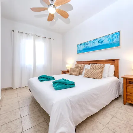 Blue Waves House - Heated Pool, Bbq And Bicycles By Lanzarote * פלאיה בלנקה