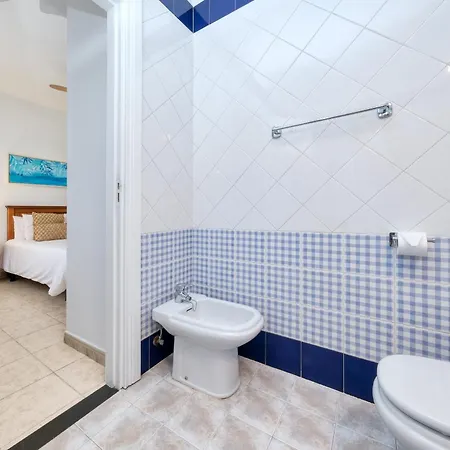 Blue Waves House - Heated Pool, Bbq And Bicycles By Lanzarote בית נופש